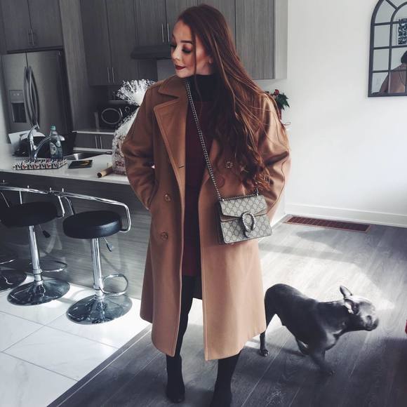 Meet your Posher, Taylor - Picture 1 of 1